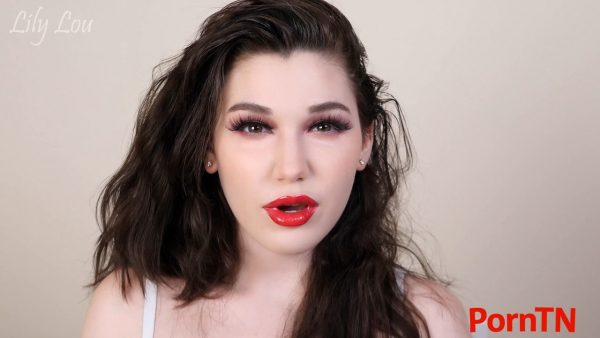 Lily Lou – Worship My Face and Lips
