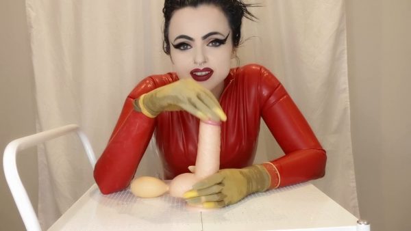 Empress Poison – Latex Gloves and Long Nails