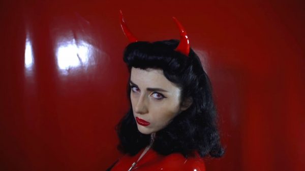 Miss Ellie Mouse – Latex Red Devil