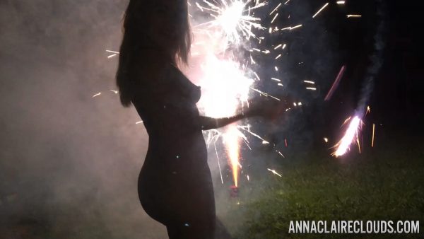 Anna Claire Clouds – Independence Day Special