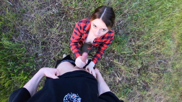 SpookyBoogie – Cum on Her Face and Little Tits Outdoors