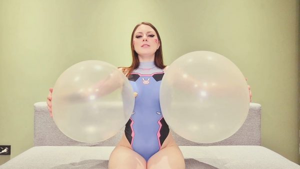 SpookyBoogie – D Va Gets Horny with Giant Balloons