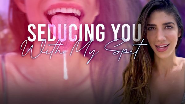 Luxurious Lexi – Seducing You With My Spit