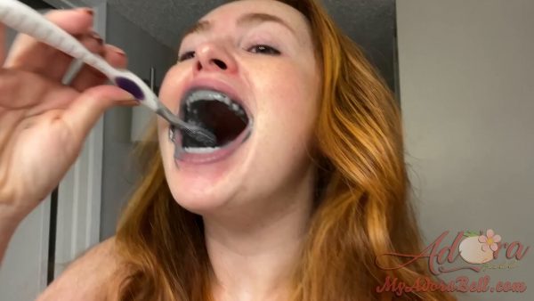 Adora Bell – Morning Teeth Brushing