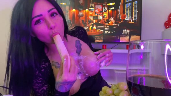 Xena Highvoltage – Dinner Date With Horny Russian Girl