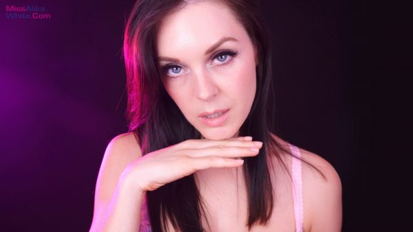 Miss Alika White – Too Pretty to Resist